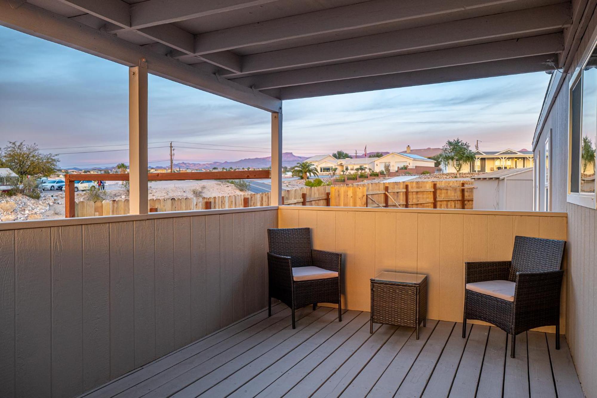 Magnificent & Tranquil Home, Mountain Views , 8 Mins To Casinos & River, Fire Pit, Bbq Bullhead City Extérieur photo